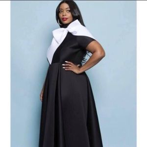 Black Out Maxi Dress